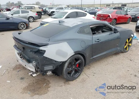 2020 Chevrolet Camaro Rwd 1Ss from USA, damaged, VIN 1G1FF1R74L0139592